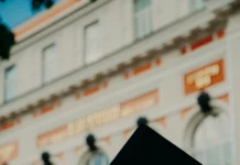 ¿Estás por terminar el colegio? Descubre cuál podría ser tu profesión ideal Identificar habilidades, intereses y fortalezas ayuda a elegir una carrera profesional acorde con la vocación de cada estudiante